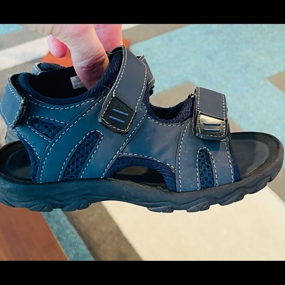 Little boys Sandals, Navy shoes with velcro, Size 9 little boy sandals 🌀🎈🌀 - Picture 6 of 14